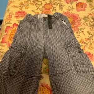 Cargo short size 8